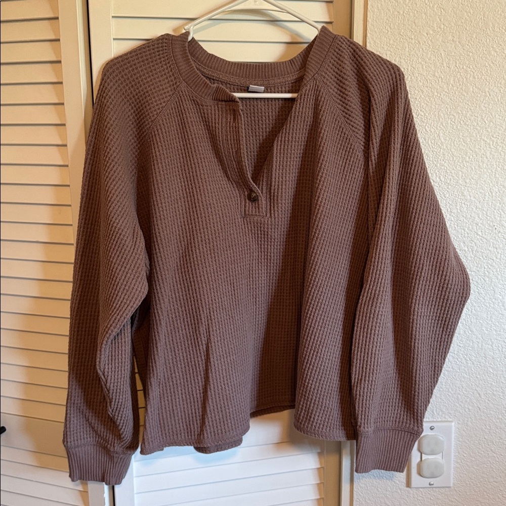 Old Navy Taupe Waffle Knit Sweater